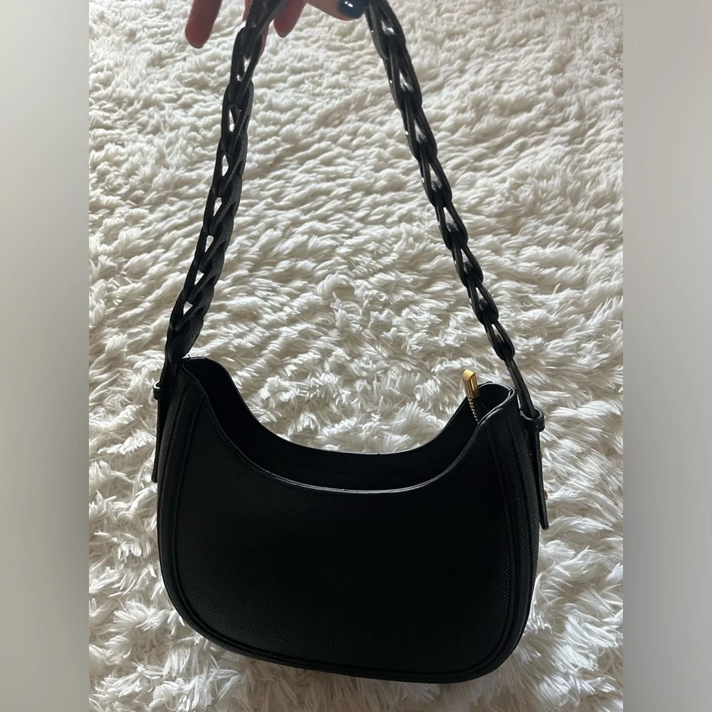 Black Shoulder Bag - Picture 2 of 4